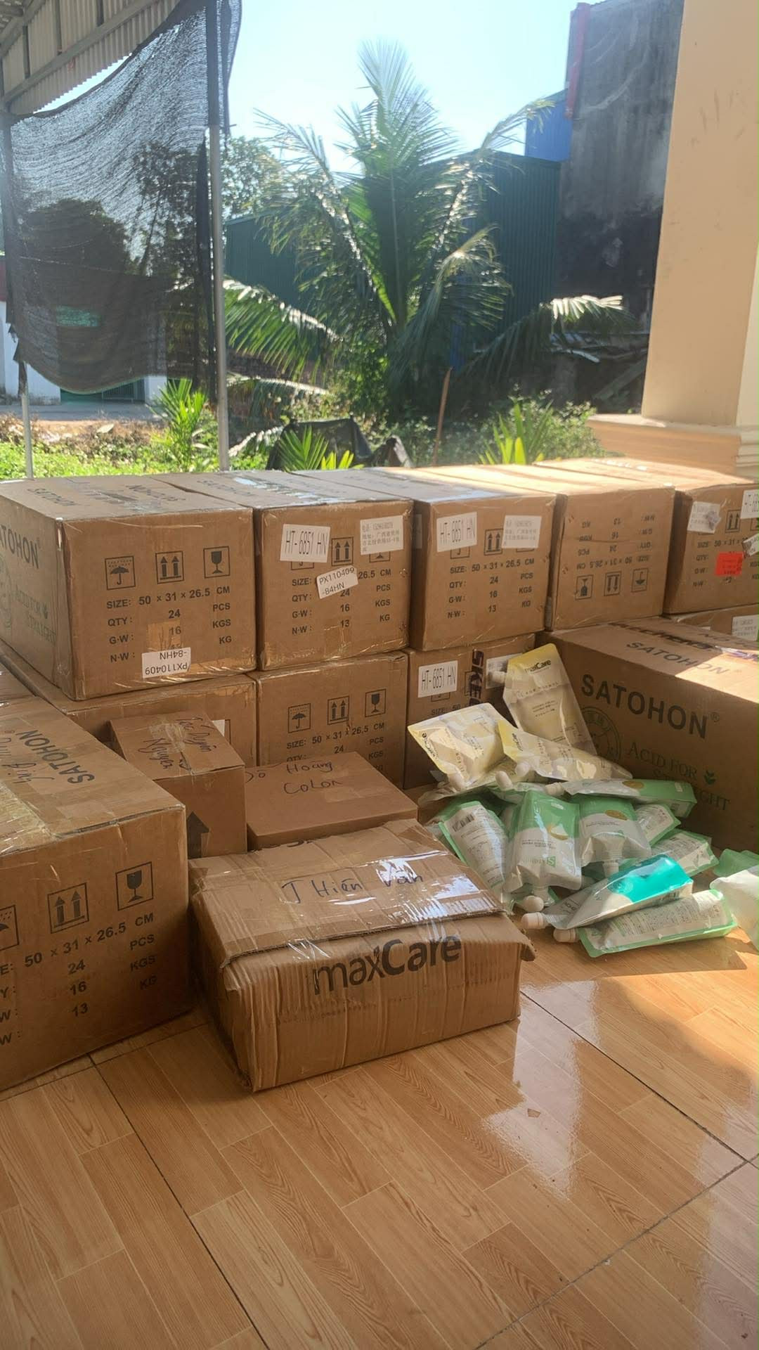 kích xoăn dưỡng uốn ép maxcare